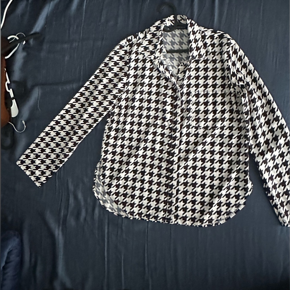 French connection front pocket dogtooth print shirt - Picture 2 of 4